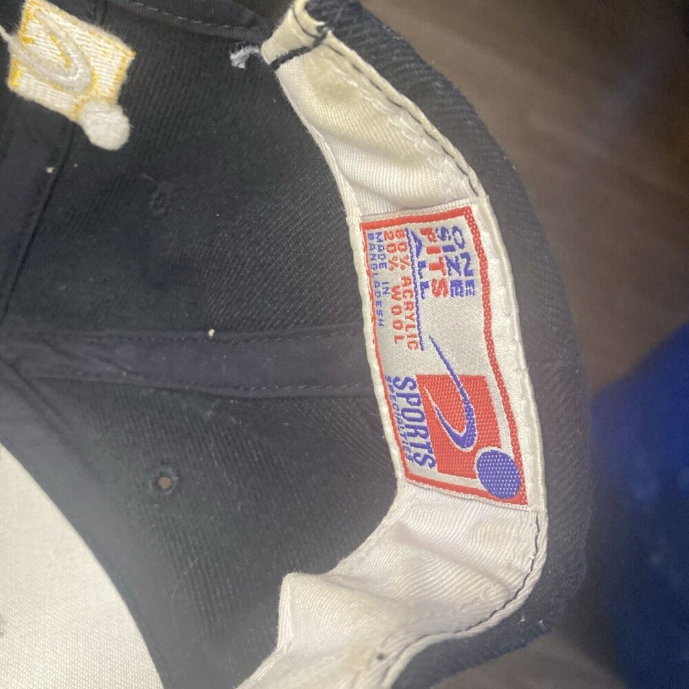 Vintage Michigan Wolverines Sports Specialties NCAA Plain Logo Wool Snapback Hat - Picture 5 of 6